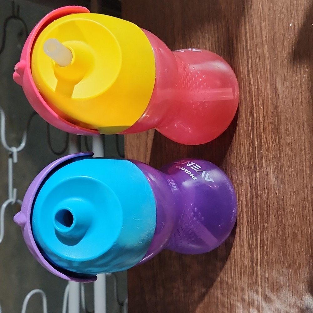 Philips Avent straw cup